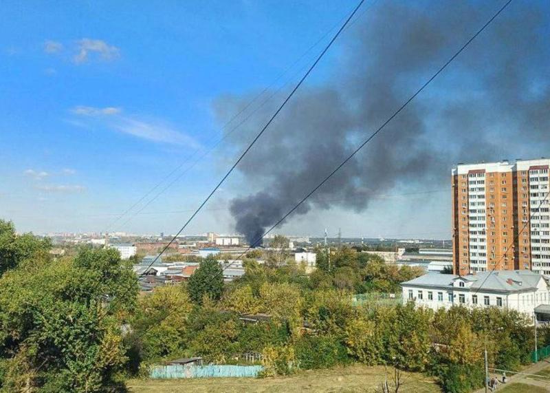 У Підмосков'ї виникла велика пожежа.